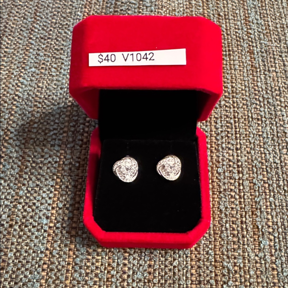 3051 Swarovski Crystal Elements Post Earrings - image 3